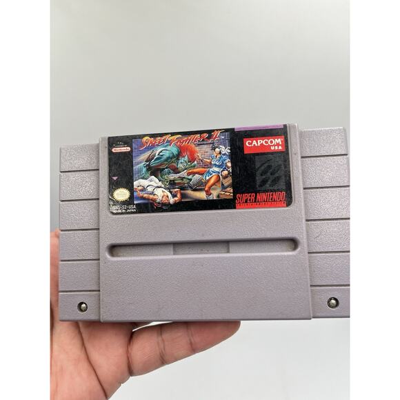 Street Fighter II (Super Nintendo, SNES) - Authentic, Tested - Fast Shipping - Picture 1 of 6